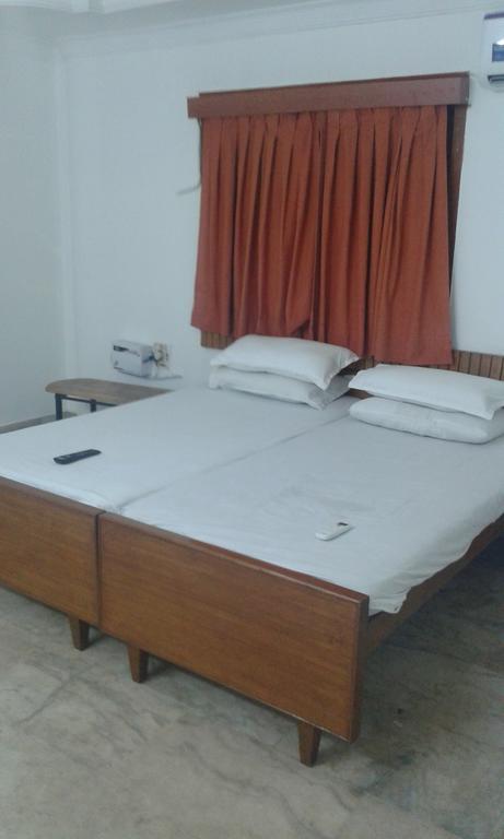 Royal Club Otel Chennai Dış mekan fotoğraf